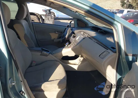 2014 Toyota Prius Three из США, поврежденный, VIN JTDKN3DU7E1856955